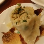 餃子のパプア - 「エス・Ｍ餃子」を割ったところ