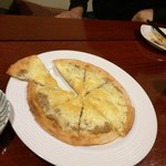 居酒屋くう - ツナマヨピザ（800円）