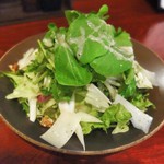 手打蕎麦 とし庵 - 苦味野菜のサラダ