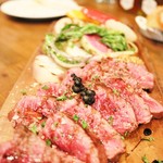 バル クラーベ - 牛のハラミと野菜のグリル　1,680円