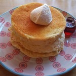 カフェ アリエッティ - プレーンパンケーキ700円