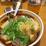 匠 - 麺は…と言いつつビールも写すのについ引いてしまった