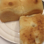 ホテル＆スパ　アンダリゾート伊豆高原 - パン