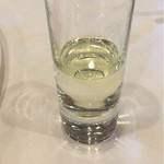 ホテル＆スパ　アンダリゾート伊豆高原 - 食前酒（みかん酒）