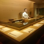 鮓 きずな - 店内　カウンター１２席