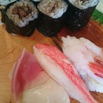 Matsuei Sushi - 海老の尻尾は本来は取って出してくれます。撮影用に親方が尻尾つけといてくれたのに写真切れちゃった(泣)