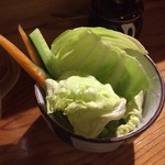 お通しの生野菜