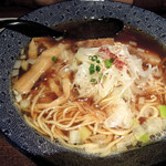 醤油ラーメン730円