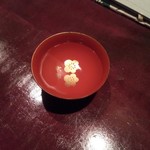 りょうりや 御旅屋 - 御旅屋　お屠蘇は日本酒！