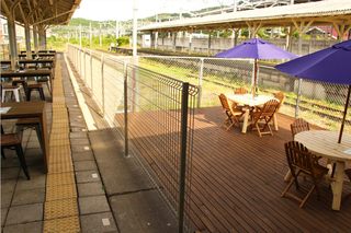 카페&와인바 오 데파루