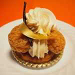 パティスリー ユウ ササゲ - サントノーレ　バニーユ　タヒチ