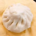 五十番 - 肉まん(中) ¥280