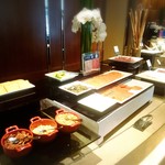 Hotel Nikko Saigon - 