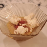 最初の一皿 フォアグラのフラン