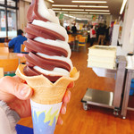 立山あるぺん村 - バニラチョコミックスソフト340円