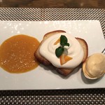 ホテル ラ・スイート神戸ハーバーランド - 〜炎の演出で仕上げる特製デザート〜 +1000円：「心」特製ババのフランベ オレンジソースとヴァニラアイスを添えて