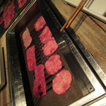 六本木焼肉　Kintan - ジュー！