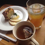 森のレストラン ラッキーガーデン - 羊エリアでデザートタイム