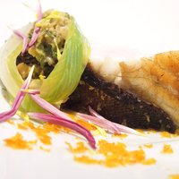 AMOUR - ランチコース 8910円 の鱸 山菜 蕪