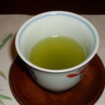 Takehashi - お茶は何処産だか解らないけども非常にサッパリ。温度もグッドｗ