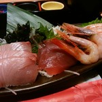 魚民 - 「刺盛り定食（おろしそば付）」の御刺身4種