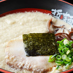 東京発祥豚骨ラーメン 哲麺縁 - 期間限定　新メニュー　とろろたっぷりとろだくラーメン（終了しました）