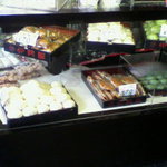 伊勢屋 - まんじゅうもいろいろありました。(70円)