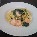 ヴィア トスカネッラ - 小海老とホウレン草のクリームソース（2017.2）