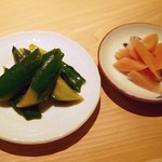 鮨 なかむら - 胡瓜浅漬け、生姜