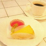 Cafe Veryroll - パンプキンタルト　かぼちゃをたっぷり使った甘さ控えめのタルト