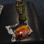 ANAフェスタ - 料理写真:発芽玄米入りクリームパンとお茶