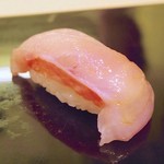 鮨 ます田 - 金目鯛の昆布〆