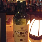 バック ザ フェイス - ボウモアよりもスパイシーなウィスキーってマスターに教えて頂きました