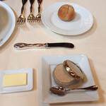 フレンチ サクラ - パン&バター&リエット