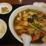 Kei en - 五目湯麵のランチ