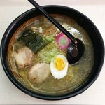 ラーメン専門店 胡桃 - しおラーメン（600円）