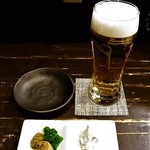 OYSTERBAR SHELL&SHRIMP - 生ビール＆つきだし