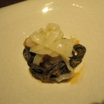 イル アオヤマ - イカ墨のキタッラ