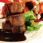 ピンゼ ロカ - 大人気！超低温熟成の牛タンステーキ