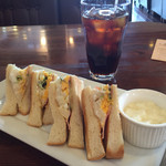 じゅうやくしつ - おまかせトーストサンドセット550円