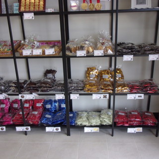 ロック製菓(株) 八千代工場売店_2