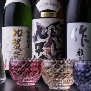 最高のお肉に合う日本酒やワインを多数取り揃えております！