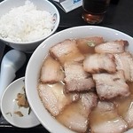 喜多方ラーメン 坂内 - チャーシュー麺￥940+ライス￥160