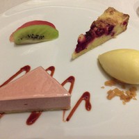 The Arts Fusion - ケーキ盛り合わせ