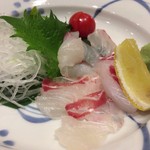 海の幸 鯛や - 宇和海産  天然鯛  刺身  1200円
