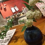 海の幸 鯛や - カウンターのお花