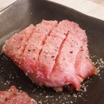 一枚から焼肉 英伍 - タン元