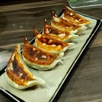 長洲屋 - 餃子！