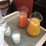 ハコネ クランジュ -蔵樹- - ジュースはセルフサービス