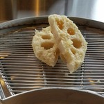 てんぷら 山の上 Roppongi - レンコン